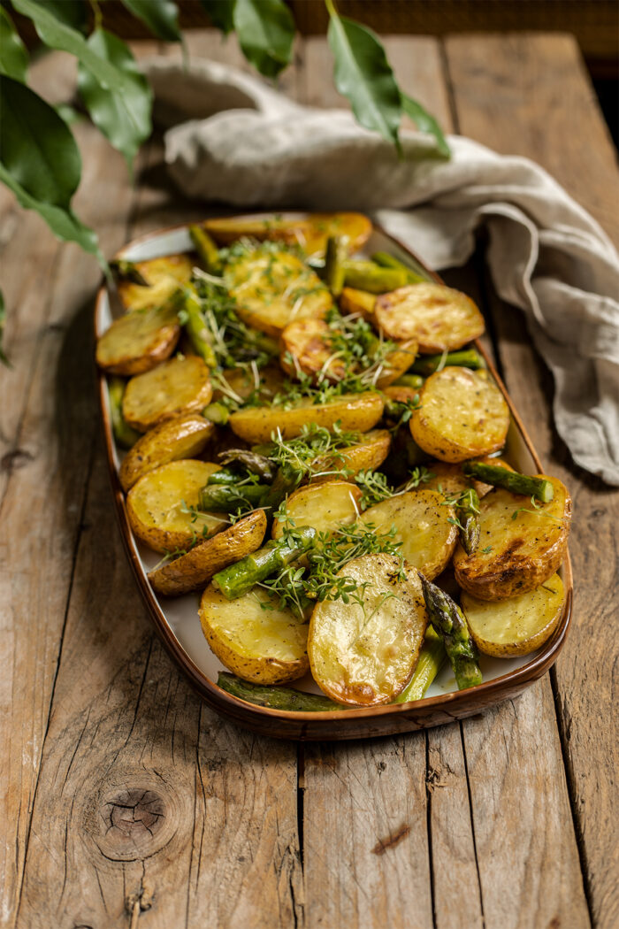 Grüner Spargel mit Ofenkartoffeln - Veganer Foodblog aus Hamburg ... Grüner Spargel mit Ofenkartoffeln - Veganer Foodblog aus Hamburg ...