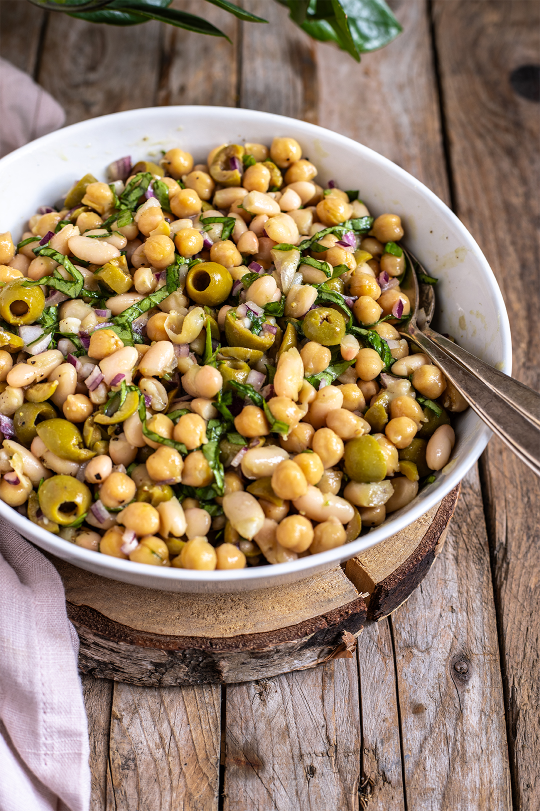 Mediterraner Hülsenfrüchtesalat